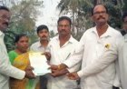 సీఎం ఆర్ ఎఫ్ చెక్కును అందజేసిన కూటమి నాయకులు