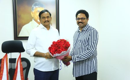 ఎంపీ కేశినేని శివ‌నాథ్ ను క‌లిసిన ఎన్.ఎ.టి.ఎ. ప్రెసిడెంట్ కంచ‌ర్ల కిషోర్