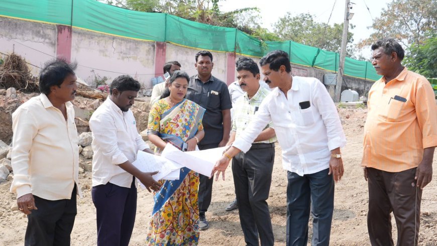 డివిఆర్ ఏరియా హాస్పిటల్‌లో వంద పడకల అభివృద్ధి పనుల పరిశీలన