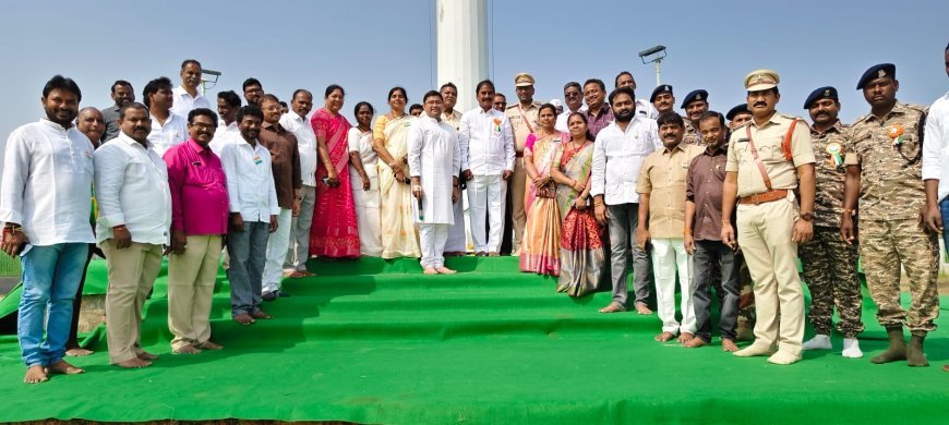 అంబరాన్నంటిన 77వ గణతంత్ర వేడుకలు: