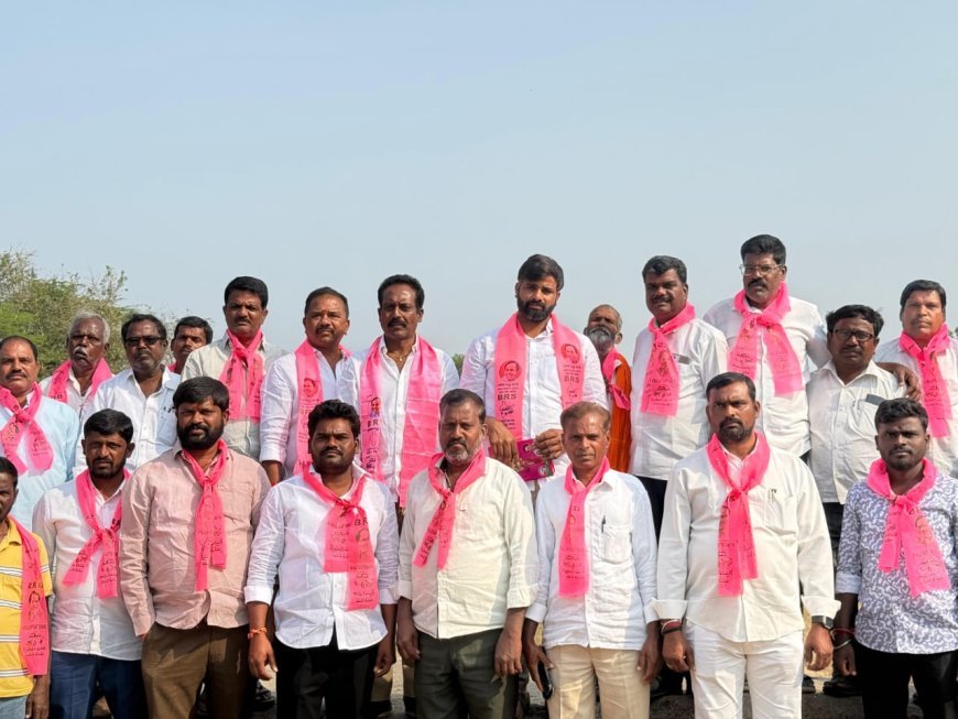 మున్సిపల్ ఎన్నికల నేపథ్యంలో బీఆర్ఎస్ పార్టీ కార్యకర్తలు,ముఖ్య నాయకులతో విస్తృత స్థాయి సమావేశం