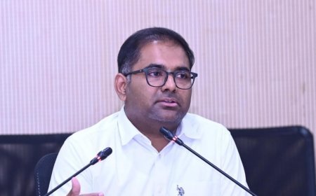 ఫిబ్రవరి 11న వేతనంతో కూడిన సెలవు మంజూరు జిల్లా ఎన్నికల అధికారి కోయ శ్రీ హర్ష