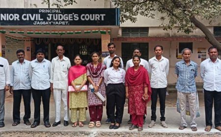 న్యాయవాదుల నిరసన