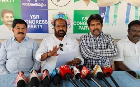 సచివాలయ ఉద్యోగులపై కూటమి ప్రభుత్వం కక్ష సాధింపు సచివాలయం ఉద్యోగులంటే చిత్తశుద్ధి లేదు