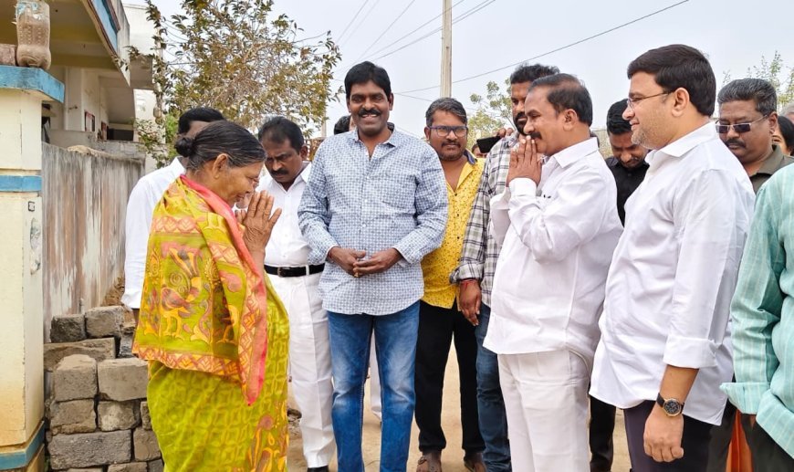 వార్డుల పర్యటనలో ఎమ్మెల్యే తాతయ్య