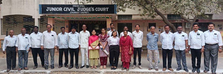 న్యాయవాదుల నిరసన