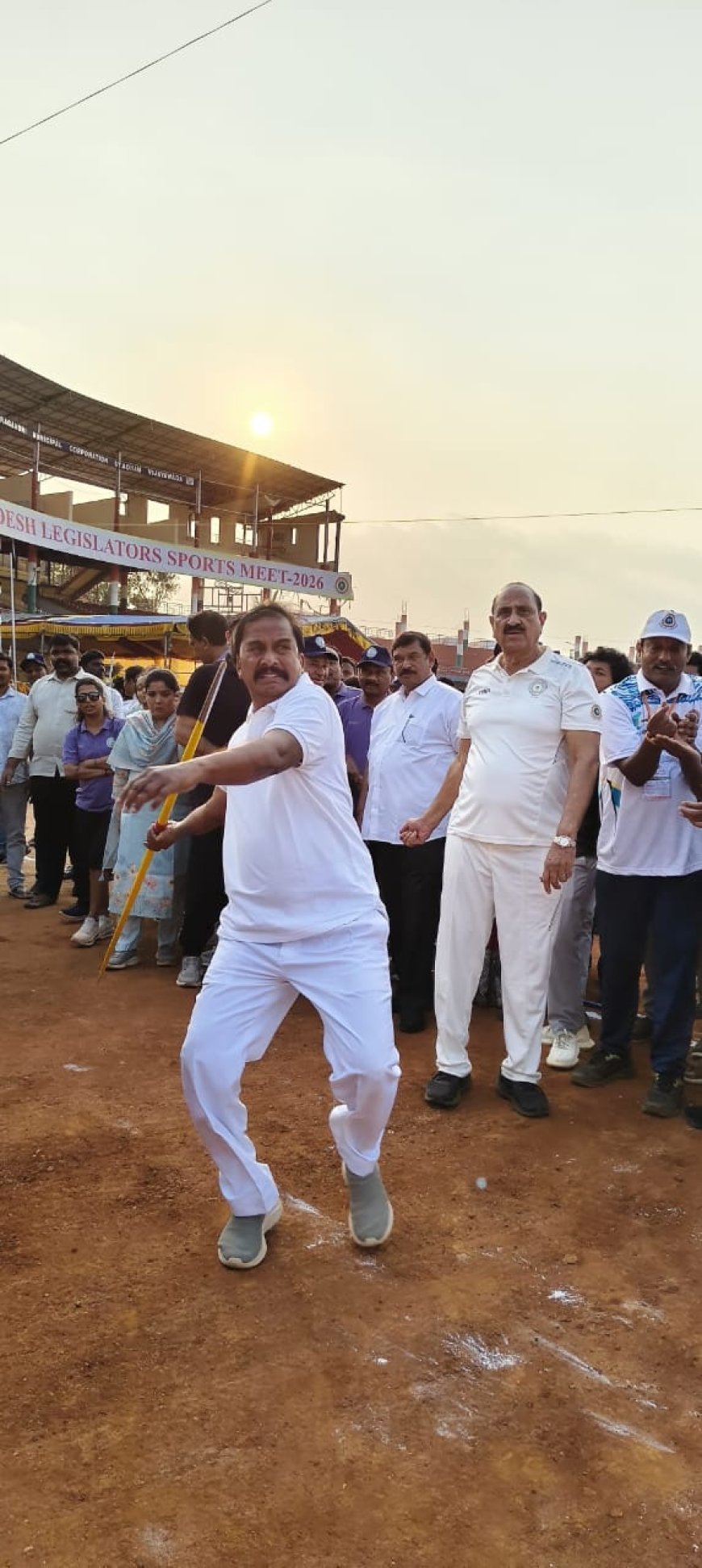 జావెలిన్ త్రో లో ఎమ్మెల్యే తాతయ్య ప్రధమ విజేత