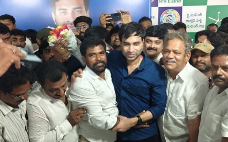 దేవినేని అవినాష్ కు శుభాకాంక్షలు తెలిపిన తిరువూరు వై.సి.పి. నాయకులు