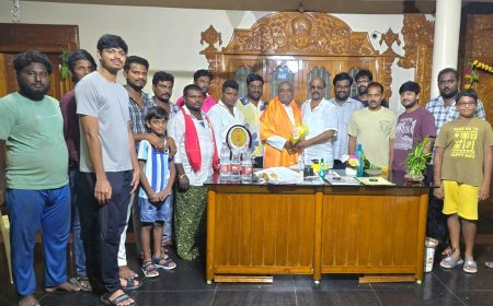 యువత రాజకీయాల్లోకి వచ్చి ప్రజలకు సేవ చేస్తూ సమాజానికి ఆదర్శంగానిలవాలి .తెదేపా జాతీయ ఉపాధ్యక్షులు వై.వి.బి. రాజేంద్రప్రసాద్