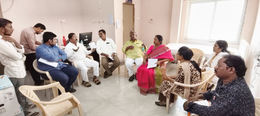 ప్రభుత్వ ఆసుపత్రిని సందర్శించిన ఎమ్మెల్యే తాతయ్య
