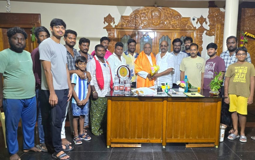 యువత రాజకీయాల్లోకి వచ్చి ప్రజలకు సేవ చేస్తూ సమాజానికి ఆదర్శంగానిలవాలి .తెదేపా జాతీయ ఉపాధ్యక్షులు వై.వి.బి. రాజేంద్రప్రసాద్